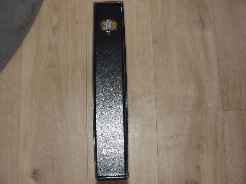 LUXE DAVO ALBUM  NUMMER V ( 2005 T/M 2009), Ophalen of Verzenden, Verzamelalbum