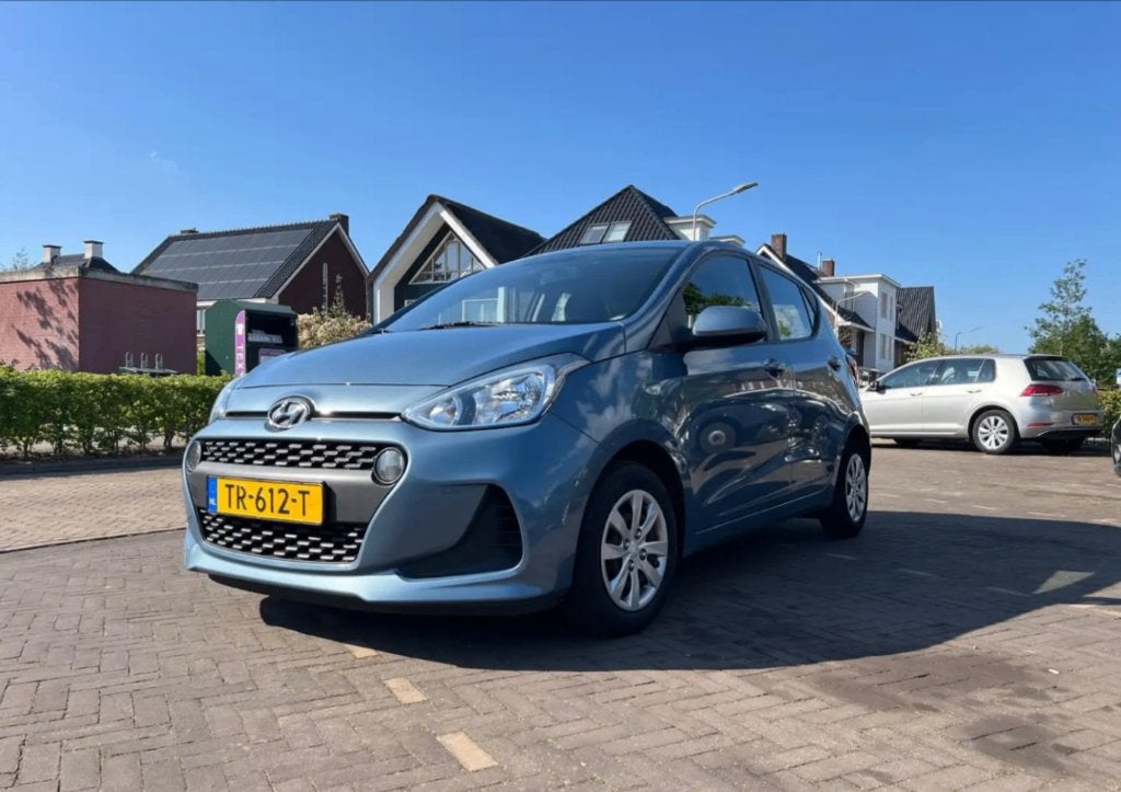 Hyundai i10 1.0i 66pk 2018 Blauw, Auto's, Voorwielaandrijving, Stof, Origineel Nederlands, Bedrijf