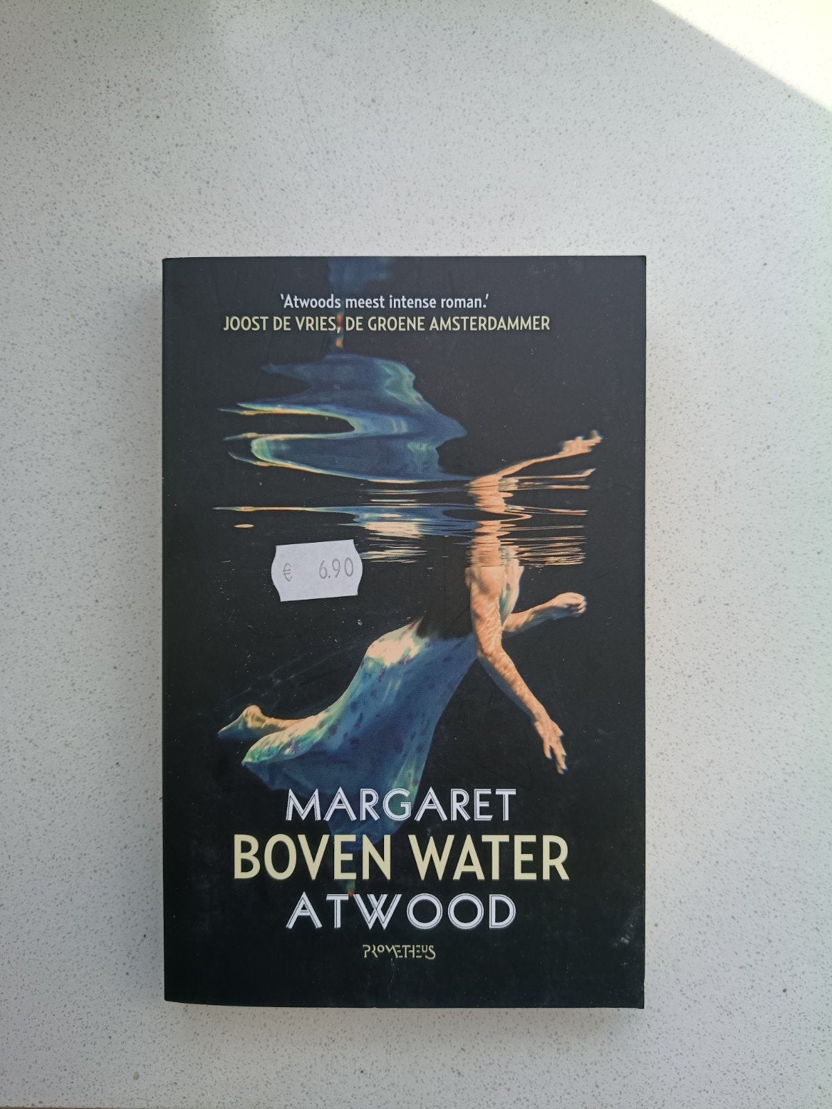 Boven Water - Margaret Atwood, Ophalen of Verzenden, Gelezen