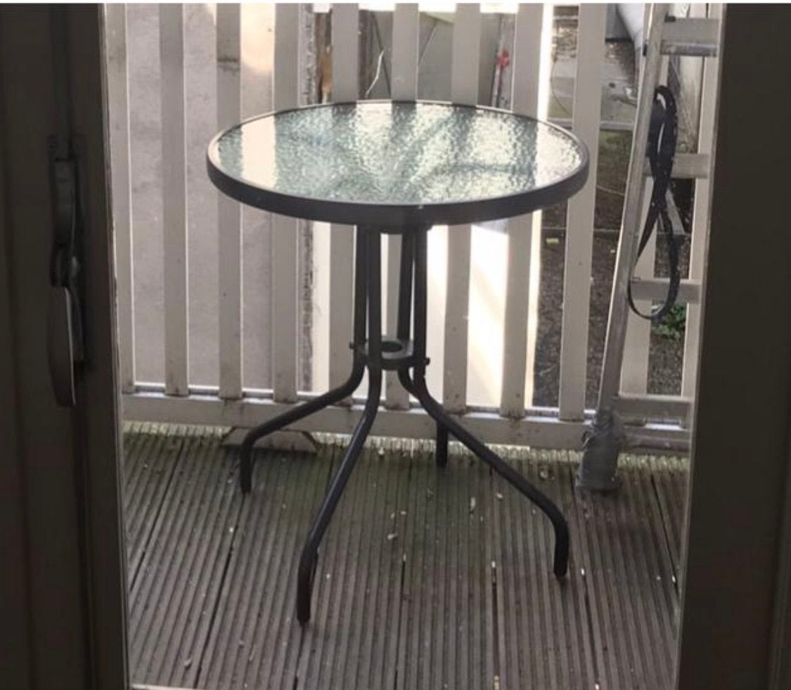 Ronde tuintafel met glazen blad, Ophalen, Zo goed als nieuw, Rond, Overige materialen