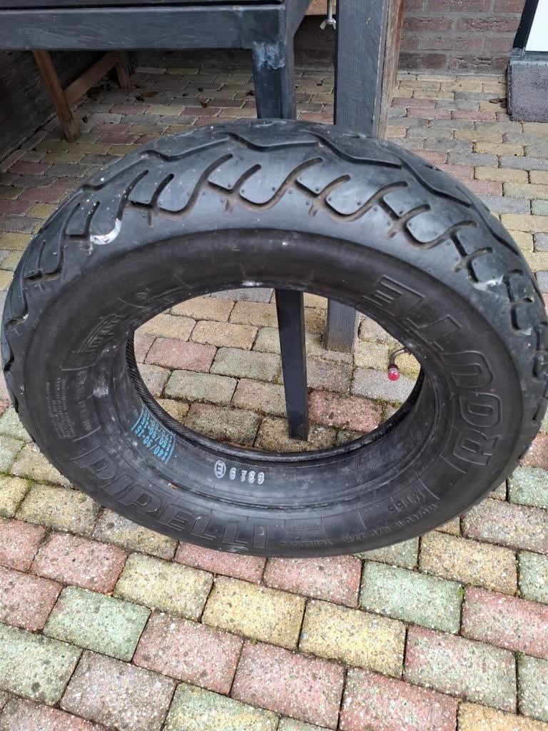 Pirelli motorband 170/80-15 M/C 77H Tubeless, Ophalen of Verzenden, Gebruikt