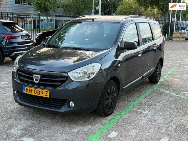 Dacia Lodgy 1.2 TCe Robust 7p., Auto's, Voorwielaandrijving, Gebruikt, Euro 6, 4 cilinders