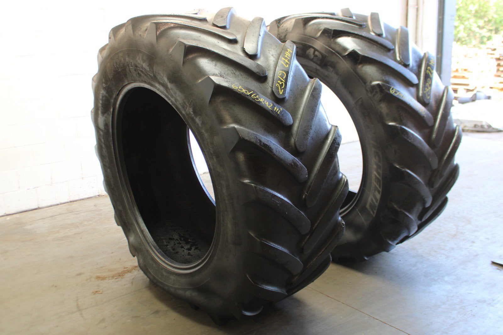 650/65r42 Michelin Multibib 27mm+- 2 stuk, Ophalen