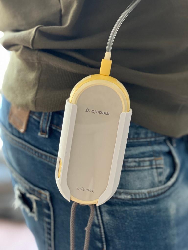 Medela freestyle clip belt Handen-vrij, Kinderen en Baby's, Babyvoeding en Toebehoren, Ophalen of Verzenden, Nieuw, Borstkolf