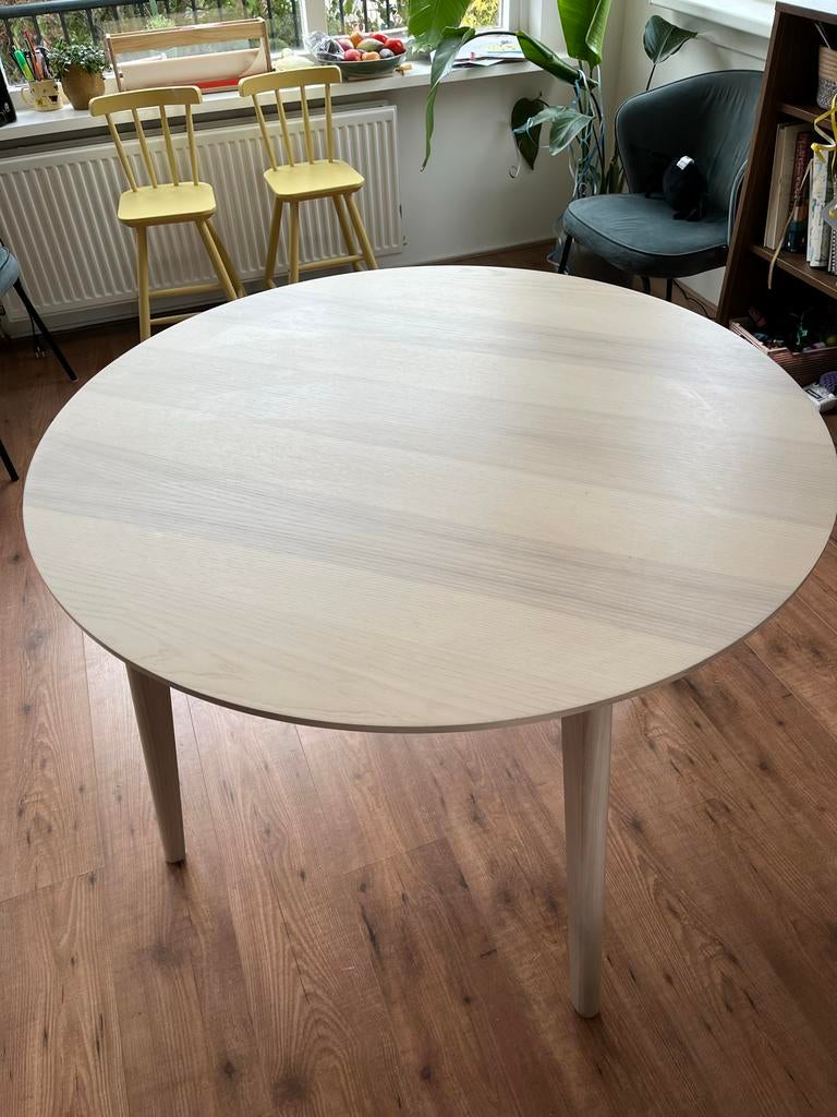 Ikea Lisabo ronde tafel, Ophalen, 100 tot 150 cm, Rond, Zo goed als nieuw