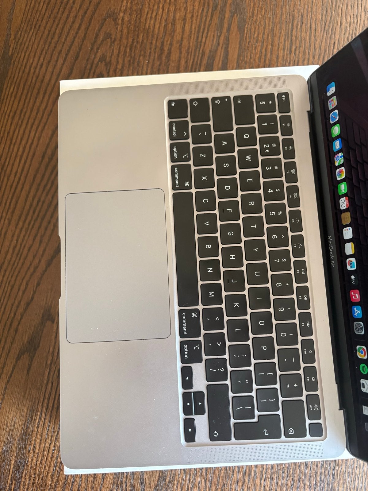 Foto 5 van MacBook Air 2020 - 256GB SSD