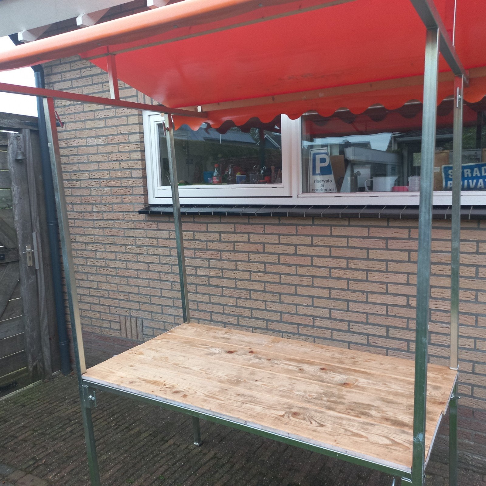 Marktkraam, Ophalen