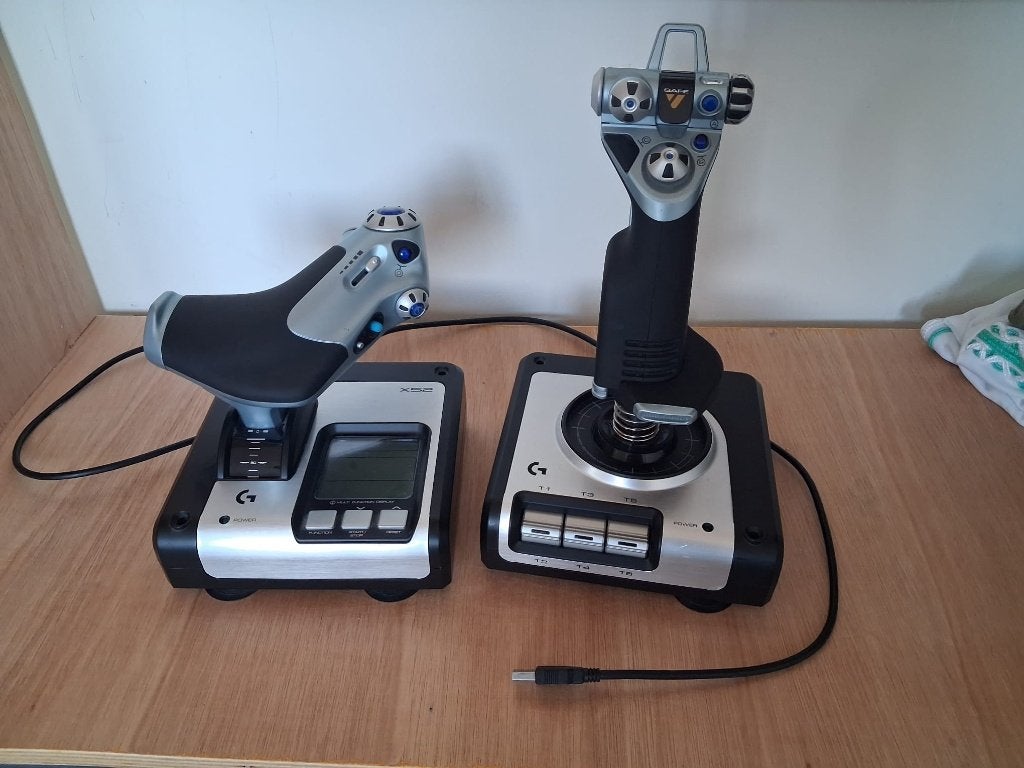 Saitek X52 Flight Control System, Computers en Software, Ophalen of Verzenden, Gebruikt, Logitech Saitek