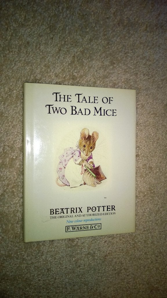 Boek - 518 - The tale of two bad mice - Beatrix Potter, Ophalen of Verzenden, Zo goed als nieuw