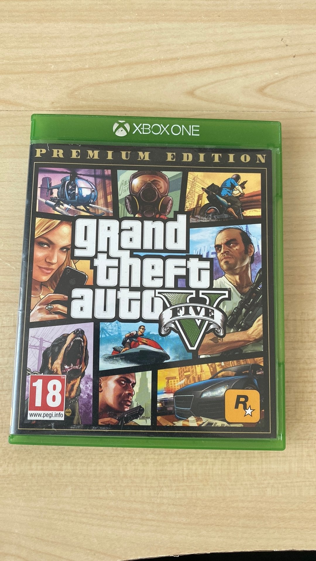 Gta 5 premium edition XBOX ONE, Spelcomputers en Games, Online, Vanaf 18 jaar, Zo goed als nieuw, 3 spelers of meer