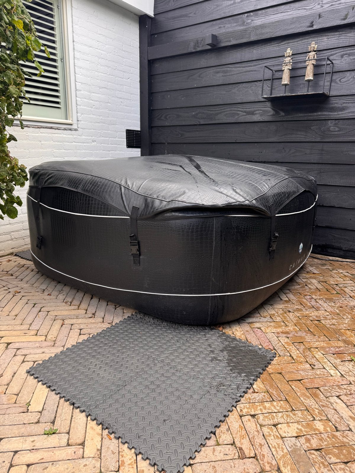 Netspa Caiman opblaasbare jacuzzi - gebruikt , prima staat, Ophalen, Gebruikt, Opblaaszwembad, Vierkant