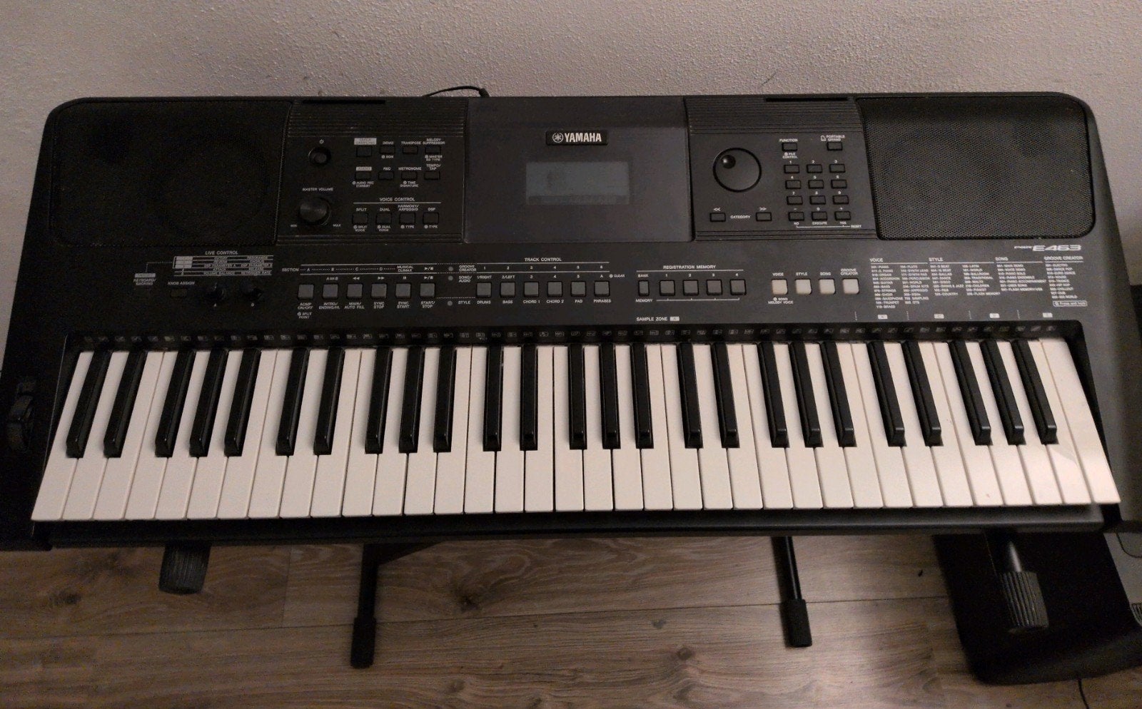 Yamaha psr-e463 keyboard piano