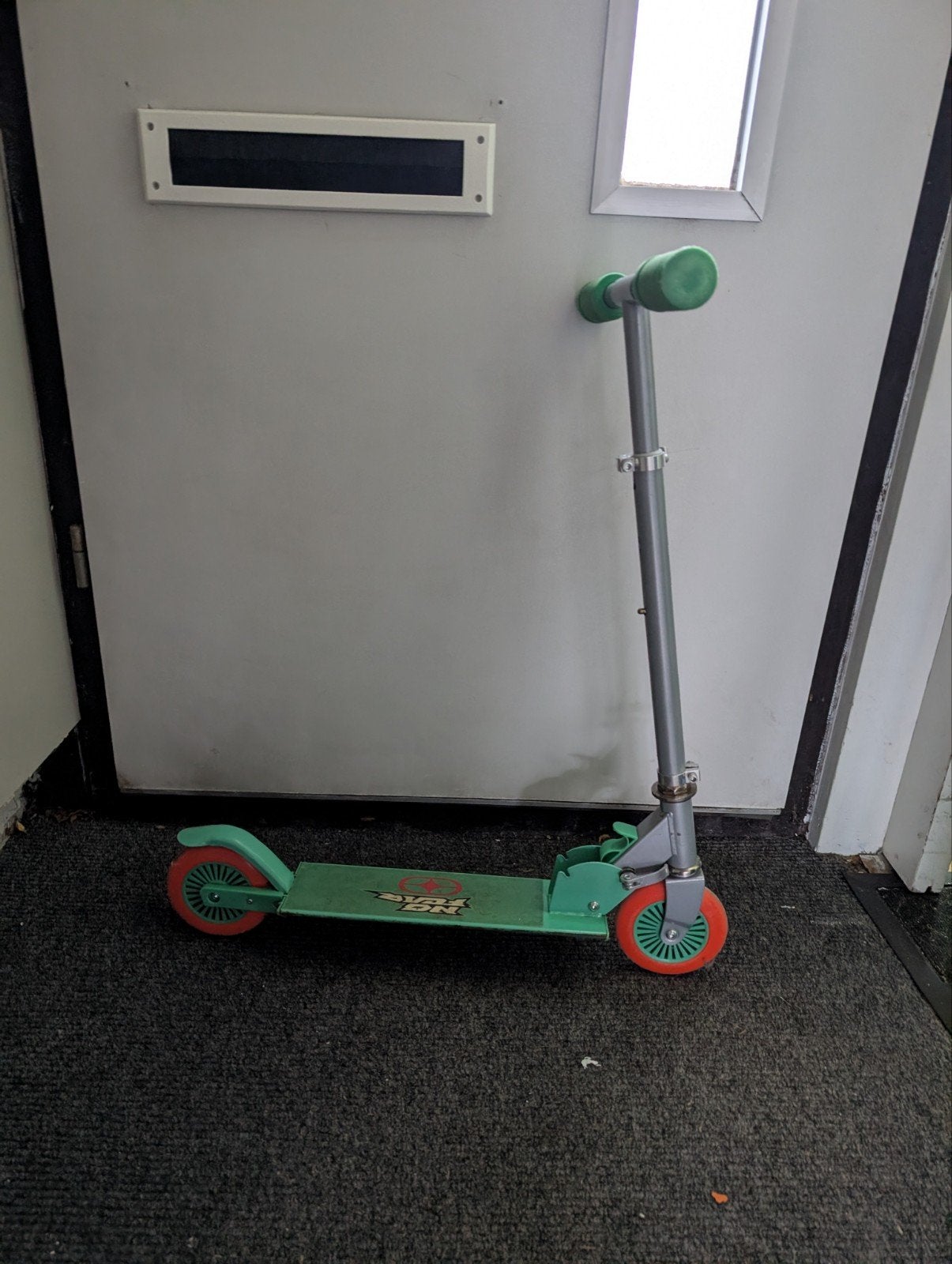 Groene step, Fietsen en Brommers, Steps, Ophalen, Gewone step