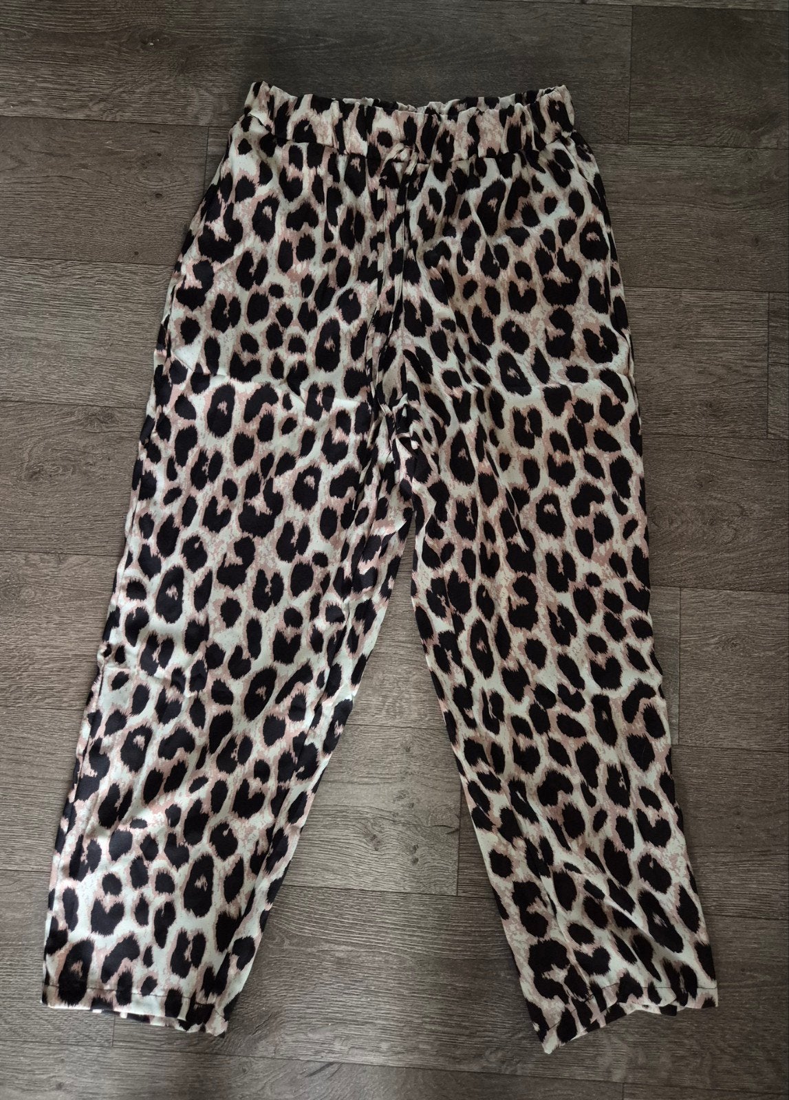 Nieuwe dames broek, Maat 38/40 (M), Zwart, Nieuw, Ophalen of Verzenden