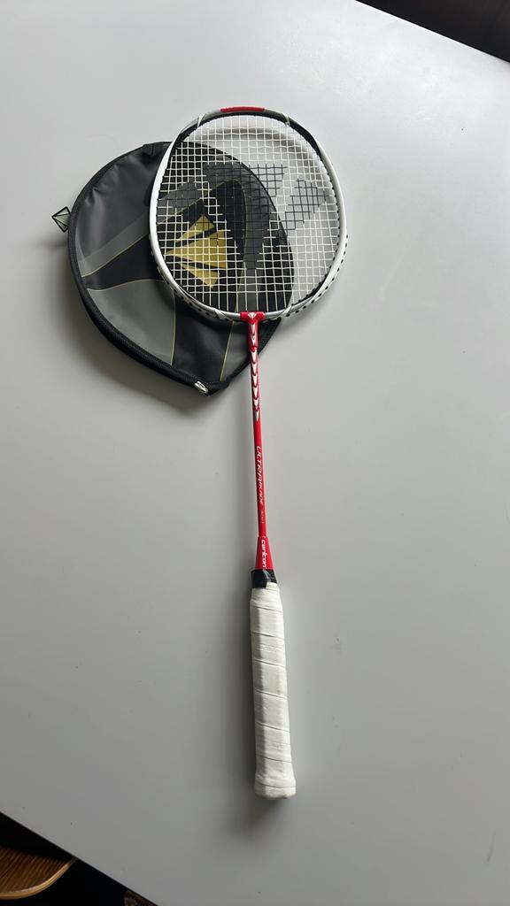 Carlton Ultrablade 300 Badmintonracket - Zo goed als nieuw, Sport en Fitness, Badminton, Ophalen of Verzenden, Zo goed als nieuw