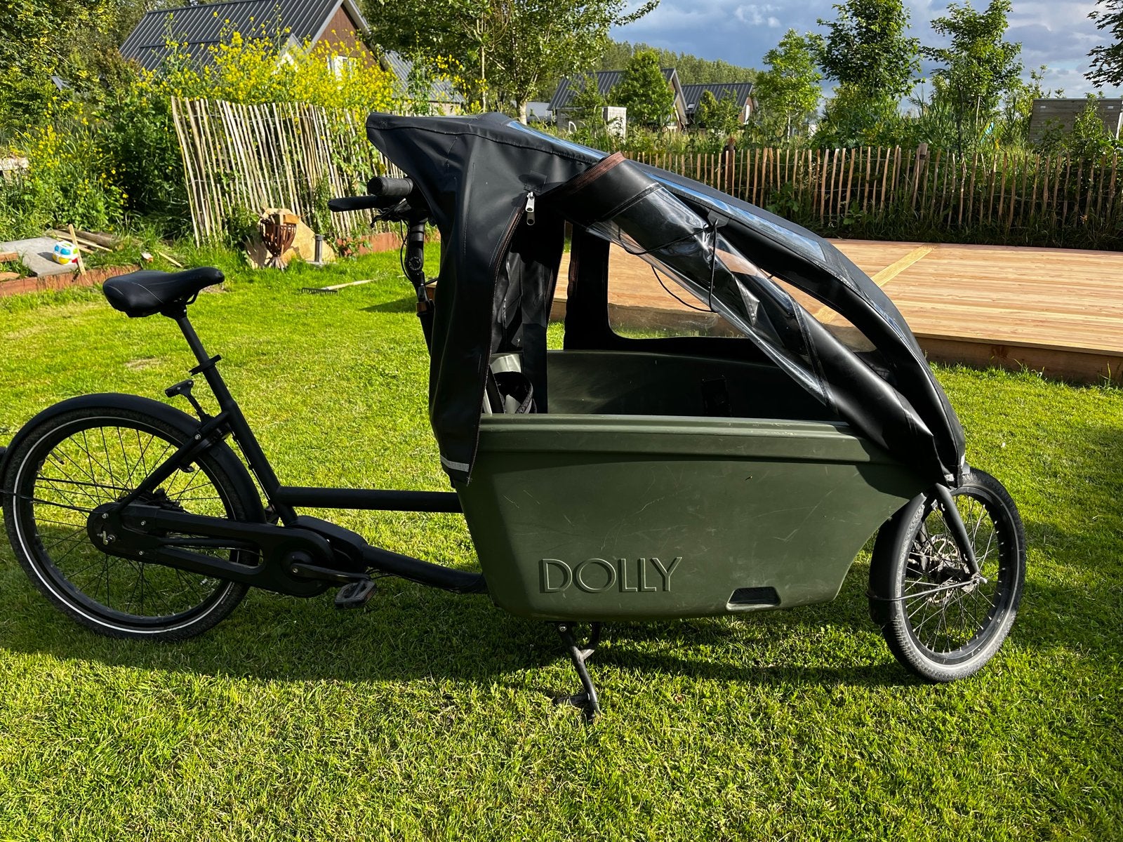 Dolly E-Bakfiets MaxDrive 600Wh met regenhuik, z.g.a.n., Elektrisch, Zo goed als nieuw, 2 kinderen, Schijfrem