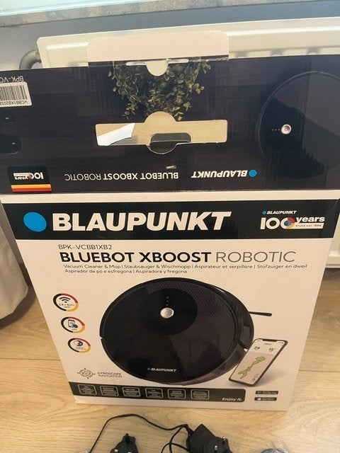 Blaupunkt Bluebot XBOOST Robotstofzuiger en Dweil, Ophalen, Overige merken, Stille werking, Zo goed als nieuw