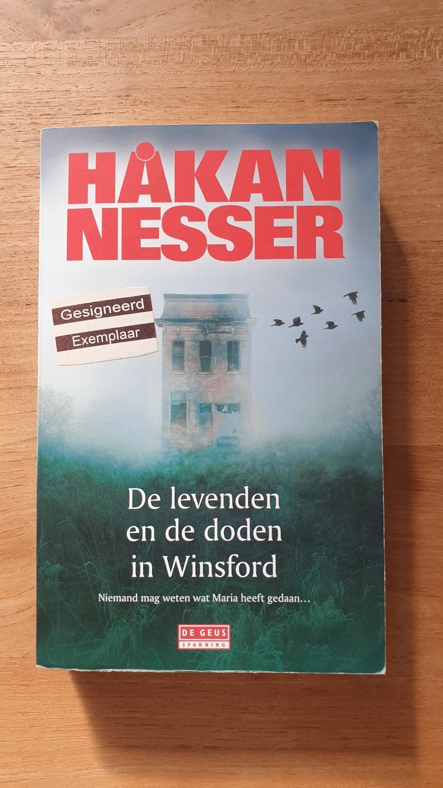 Håkan Nesser - De levenden en de doden in Winsford, Ophalen of Verzenden, Zo goed als nieuw, Håkan Nesser
