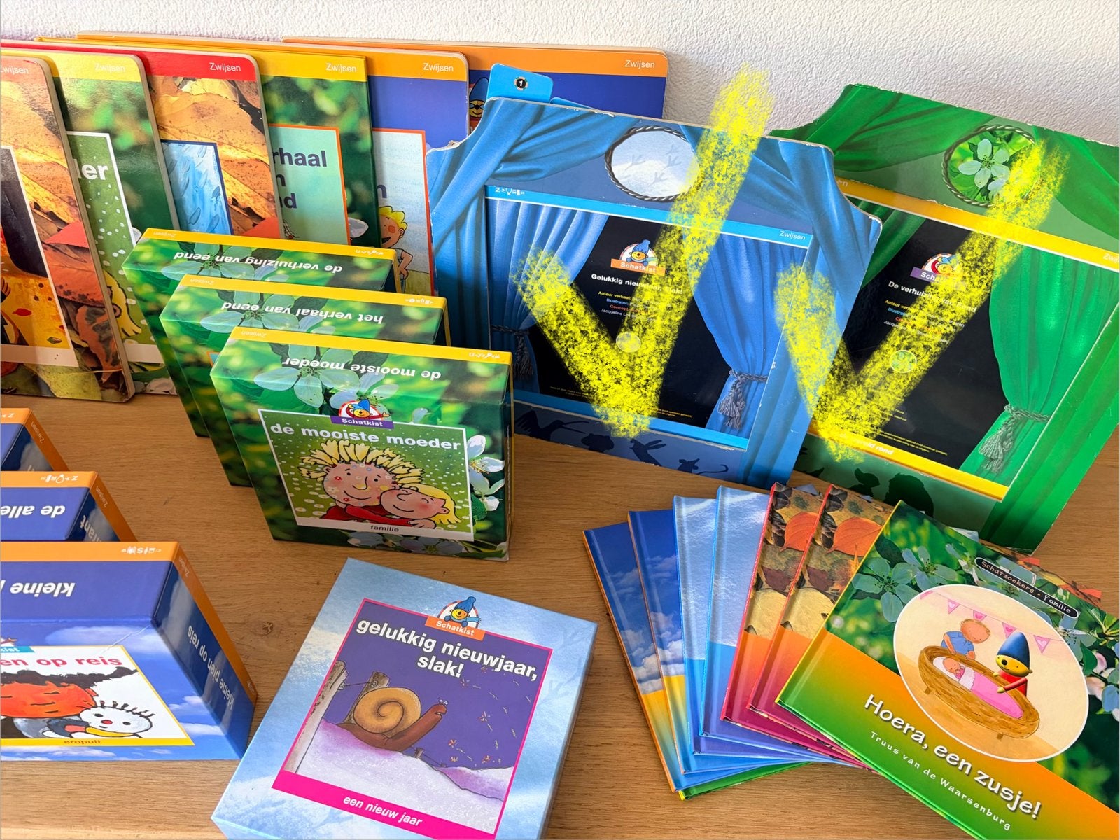 Zwijsen Schatkist spellen, boeken, verteltheaters €2/€4 pst, Ophalen of Verzenden, Zo goed als nieuw