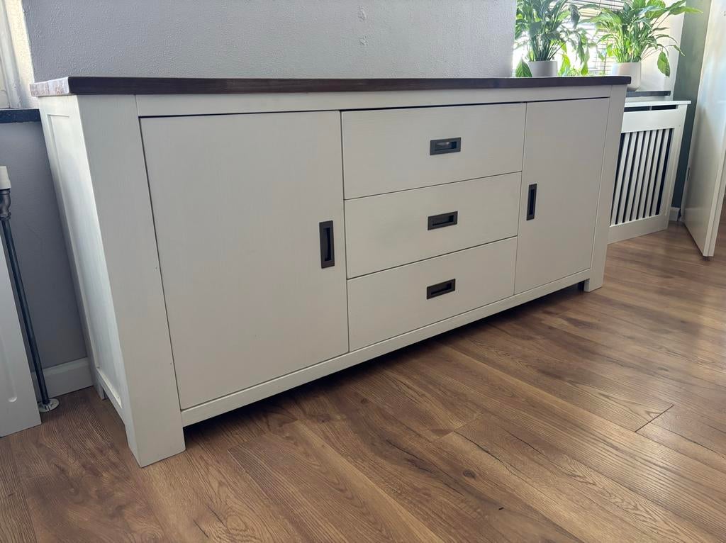 DRESSOIR | WOONEXPRESS | GEBRUIKT, Ophalen, Gebruikt, Met deur(en), 150 tot 200 cm