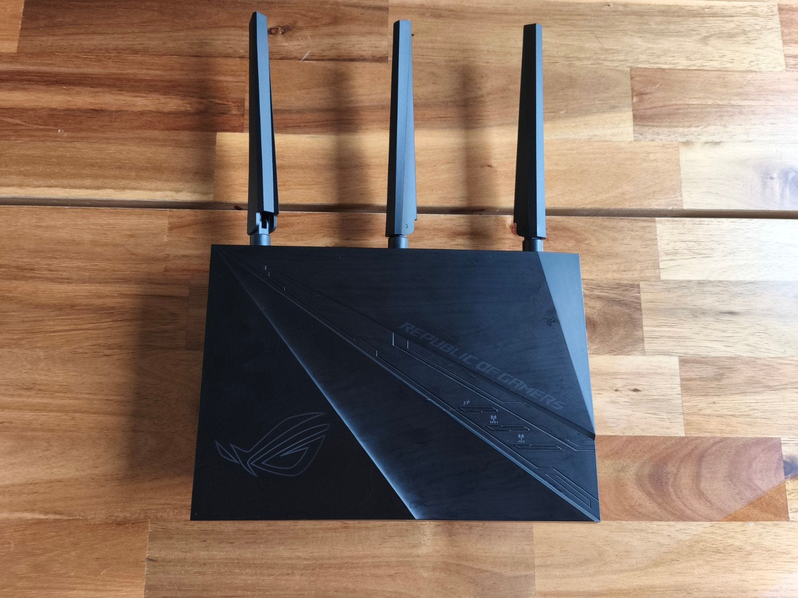 ASUS ROG Rapture GT-AC2900 Gaming Router, Computers en Software, Routers en Modems, Gebruikt, Router, Ophalen of Verzenden