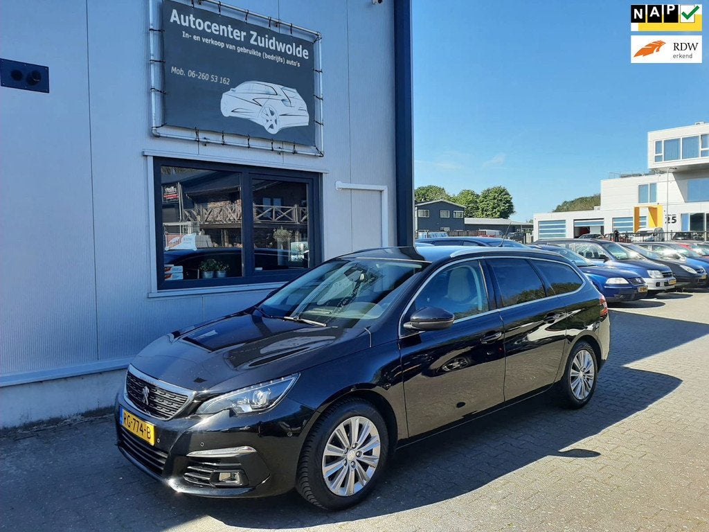 Peugeot 308 SW 1.2 PureTech Blue Lease Premium, Stof, Gebruikt, 1199 cc, 635 kg