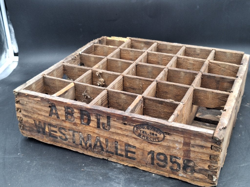 oude bierbak Abdij Westmalle, 1958, Verzamelen, Biermerken, Ophalen of Verzenden, Gebruikt, Overige typen, Overige merken
