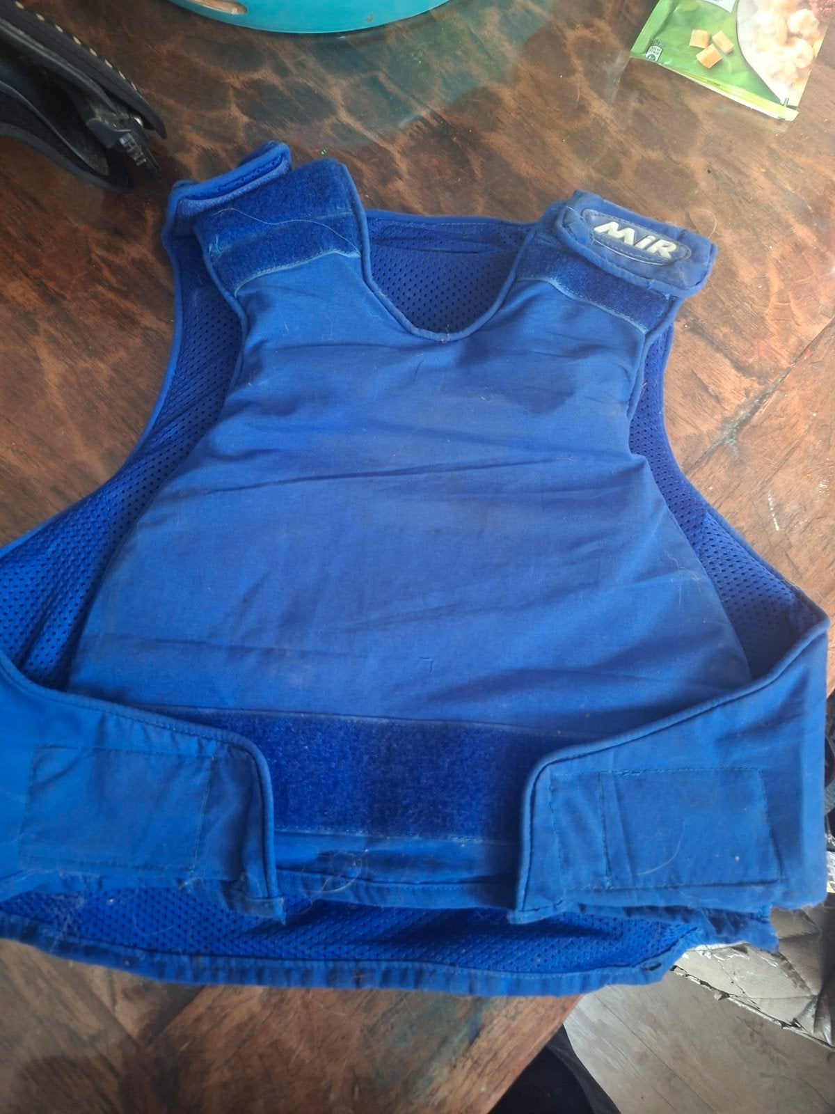 Jonge kindere :MIR ribbeschermer / bodyprotector voor kartin, Sport en Fitness, Karting, Ophalen of Verzenden, Gebruikt, Kleding of Schoenen