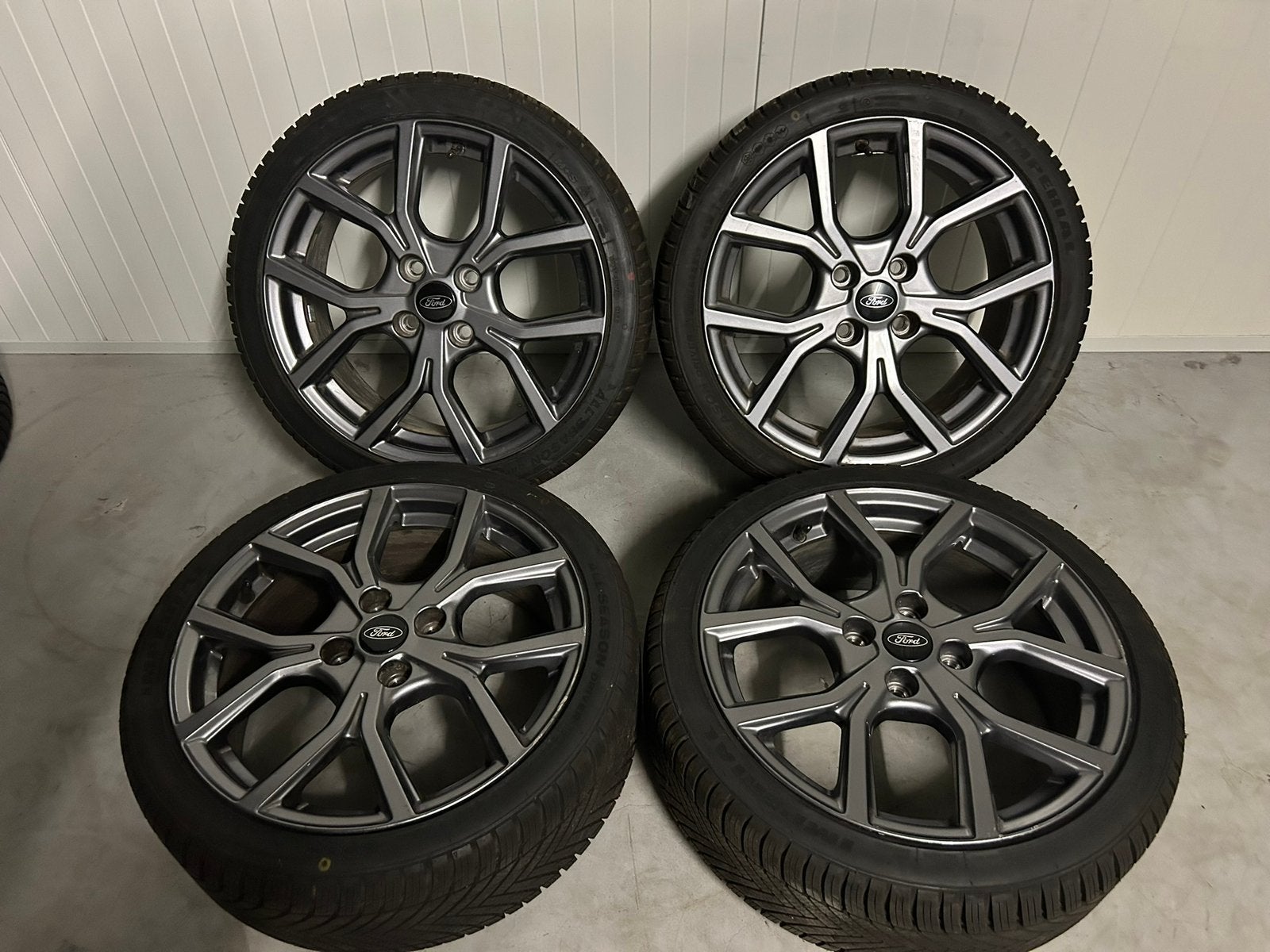 Ford Fiesta MK8 ST St-line 17 inch 4x108 Allseason 2025 TPMS, Auto-onderdelen, Ophalen, Gebruikt, Ford, Banden en Velgen