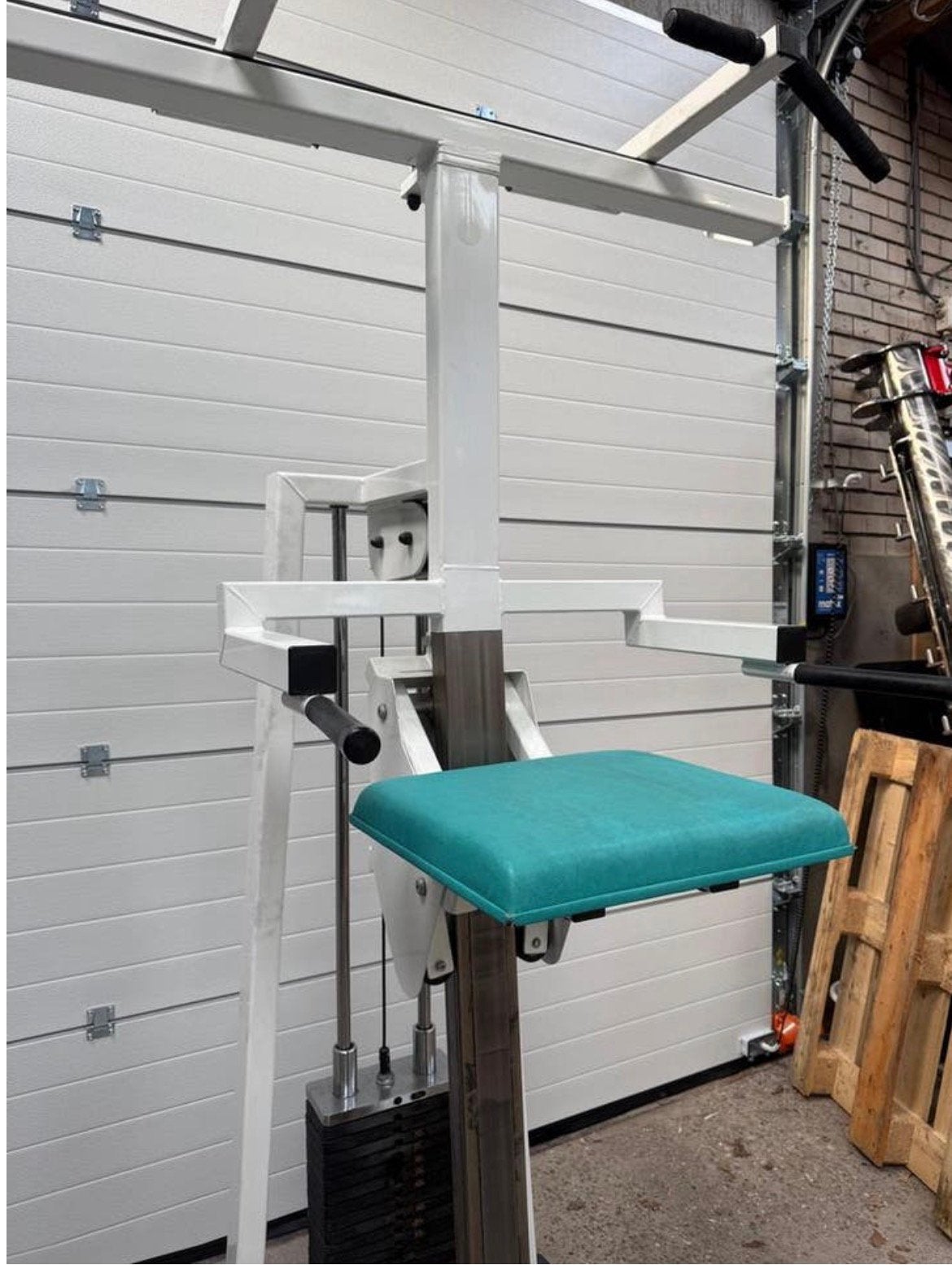 First Class Chin Dip assist / Assisted pull up machine, Sport en Fitness, Fitnessmaterialen, Ophalen, Benen, Gebruikt, -