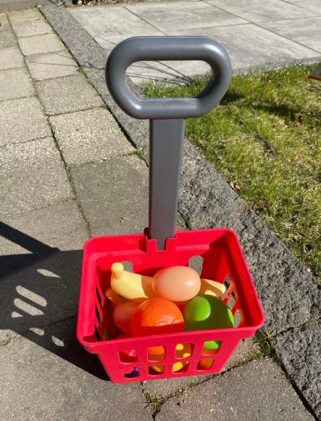 Boodschappenwagentje met speelgoedfruit, Ophalen of Verzenden, Gebruikt, Jongen of Meisje