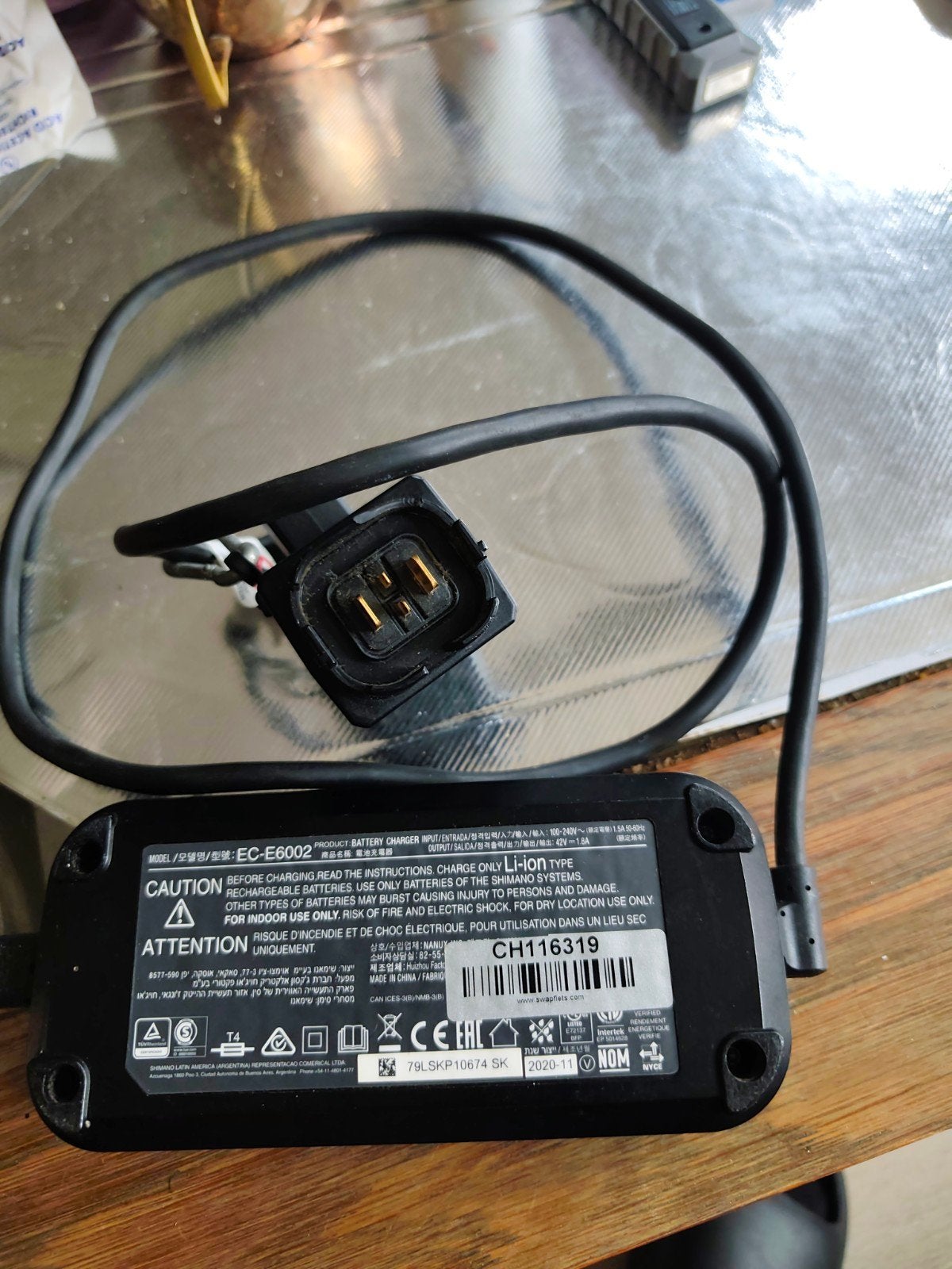 Shimano EC-E6002 E-bike oplader, Fietsen en Brommers, Fietsaccessoires | Fietsaccu's, Ophalen