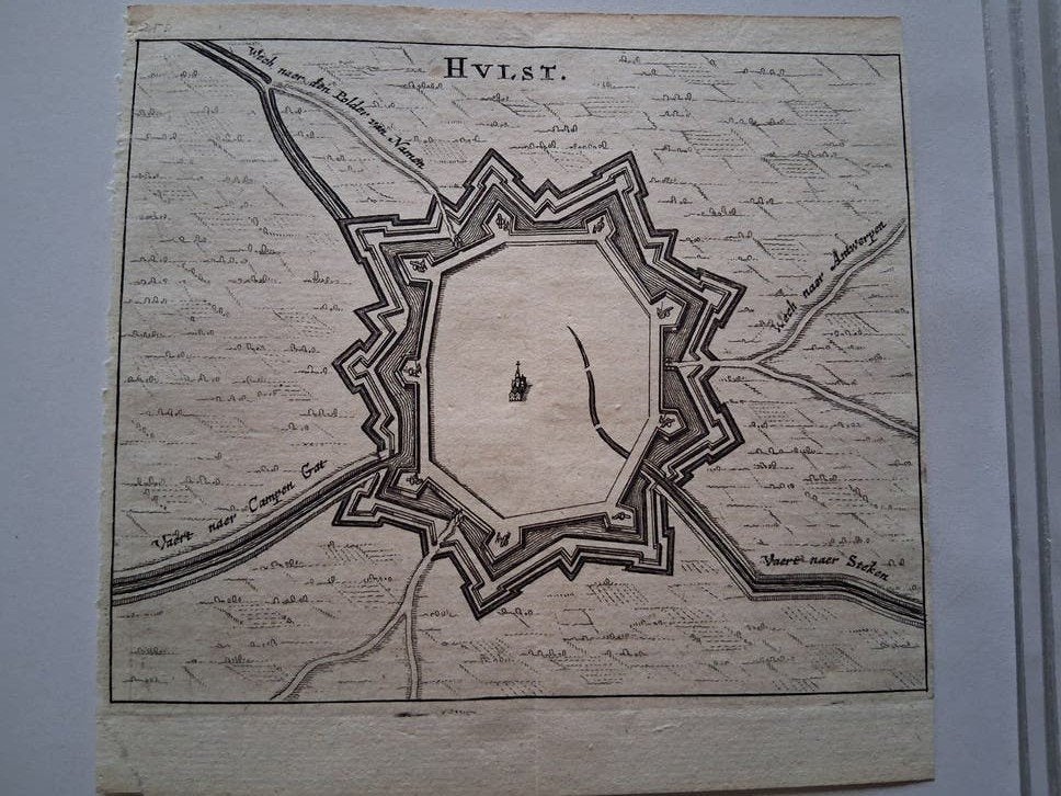 Hulst - Antieke plattegrond 1660, Antiek en Kunst, Kunst | Etsen en Gravures, Ophalen of Verzenden