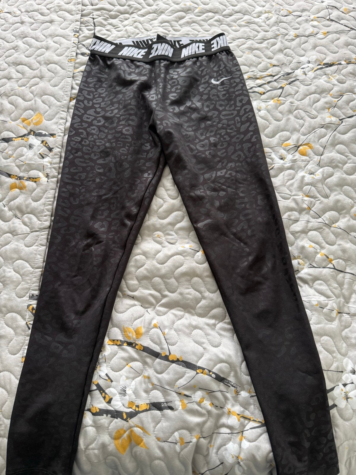 Nike sportlegging met luipaardprint - Maat M, Maat 38/40 (M), Zwart, Ophalen of Verzenden, Fitness of Aerobics