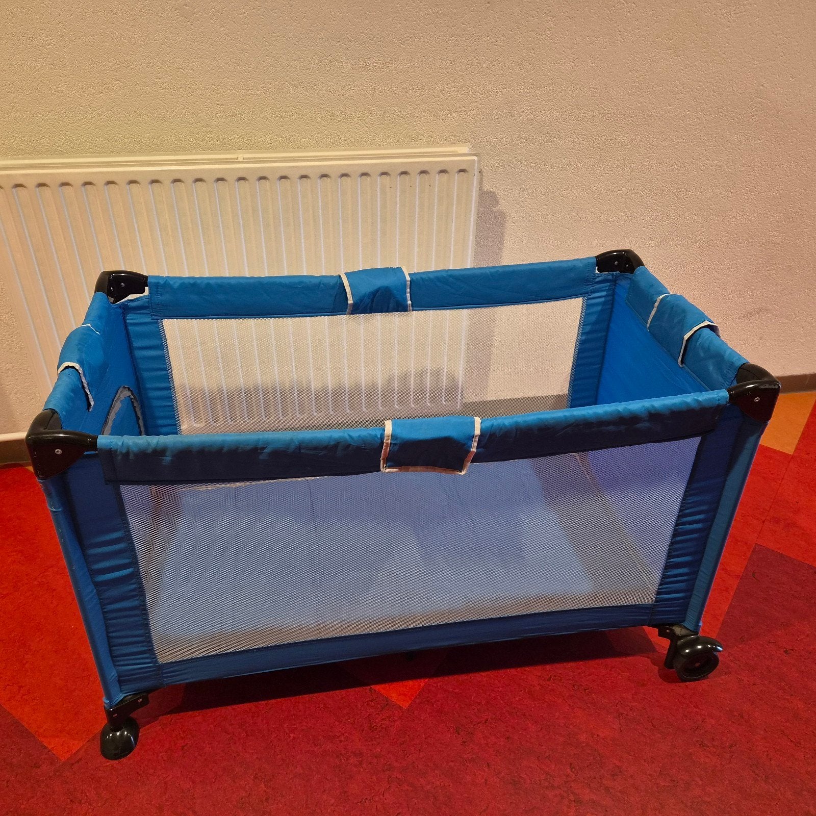 koelstra campingbedje, Ophalen, Gebruikt, Reisbedje
