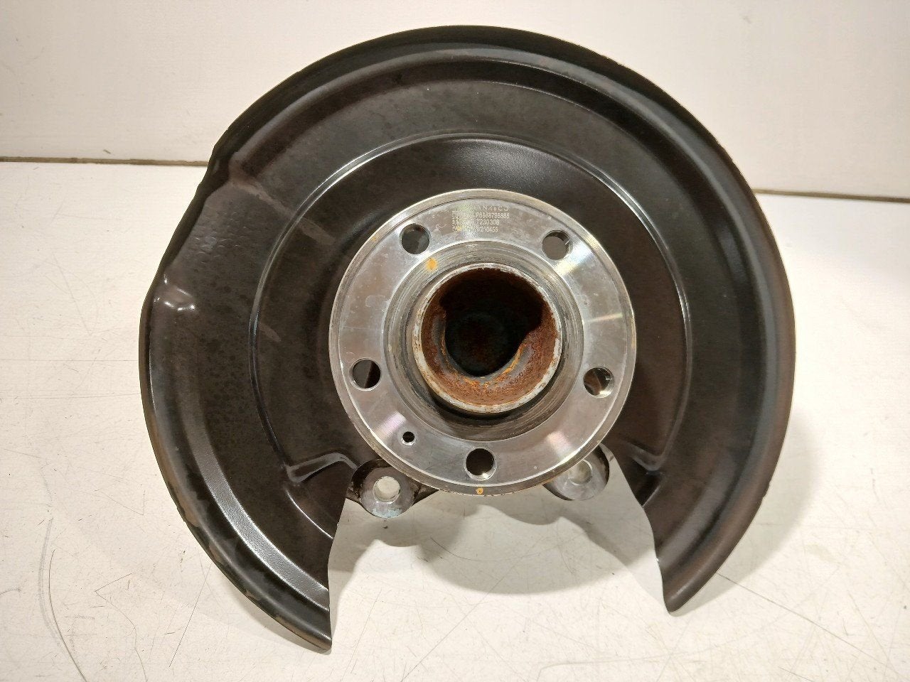 Wielnaaf links achter Lynk & Co 01, Onderdelen@venauto.nl, Van der Ven Autorecycling B.V., Gebruikt, Ettenseweg 76, 4706 PB Roosendaal, The Netherlands