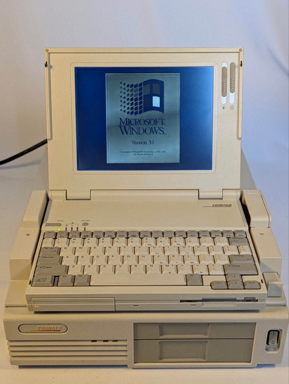 Compaq LTE Lite/20 Met Series 2815 Dockingstation – Werkend, Computers en Software, ., Compaq, Ophalen of Verzenden, .