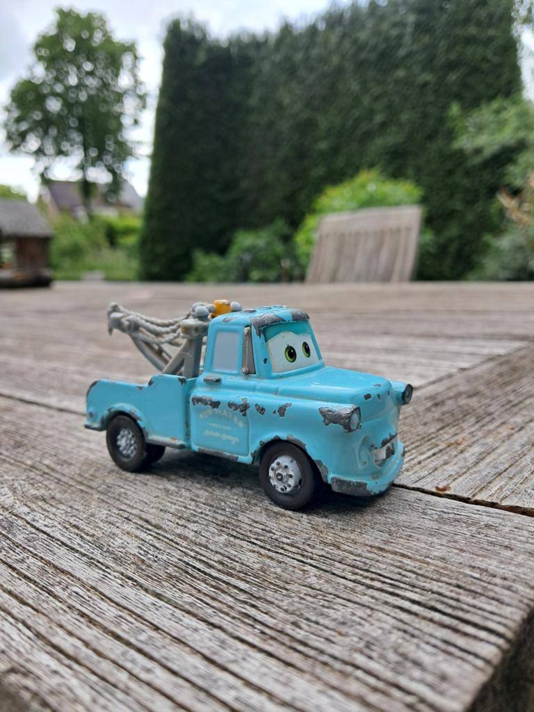 Takelwagen Mattel Disney Pixar Cars, Heavy Metal Mater, Kinderen en Baby's, Speelgoed | Speelgoedvoertuigen, Ophalen of Verzenden