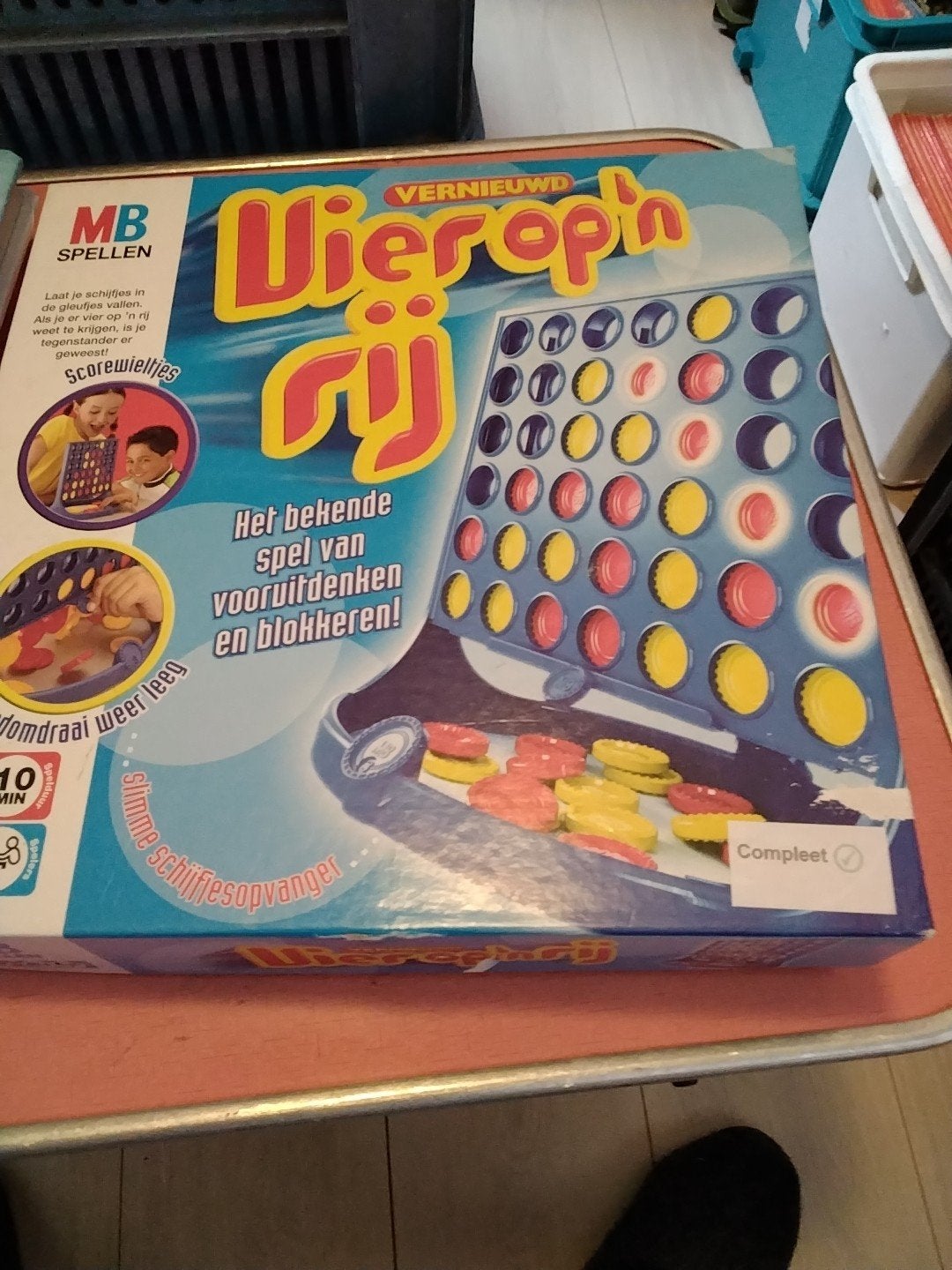 vier op een  rij compleet € 5, Hobby en Vrije tijd, Een of twee spelers, Ophalen of Verzenden, Gebruikt