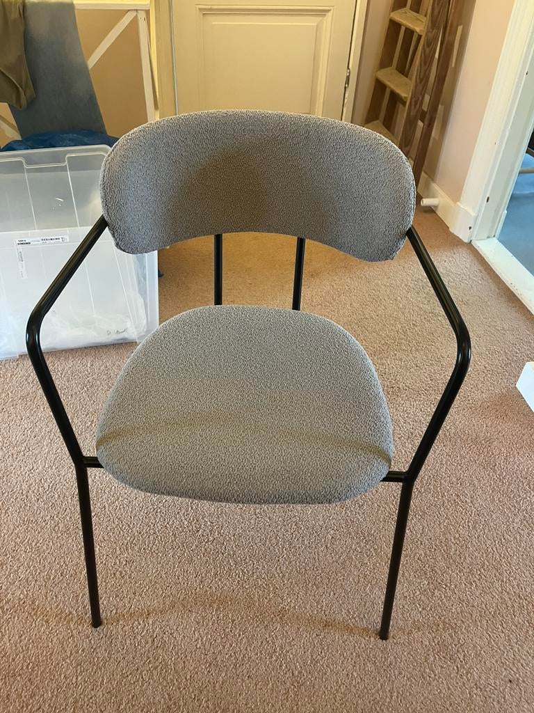Kwantum eetkamerstoelen 2x, Huis en Inrichting, Stoelen, Ophalen, Zo goed als nieuw, Twee
