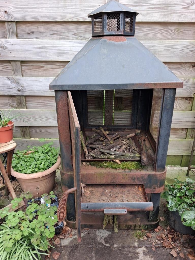 Houtkachel h 120cm, d en l 50cm., Tuin en Terras, Ophalen