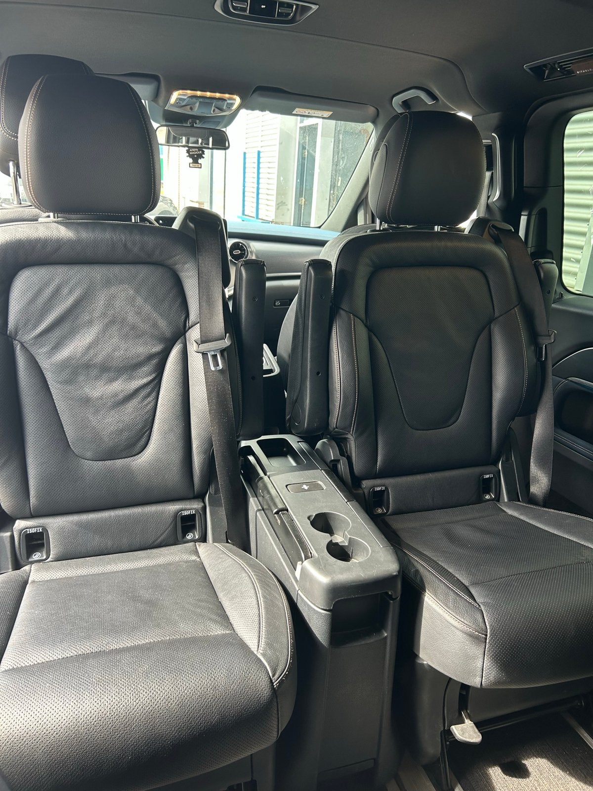 Mercedes stoelen met tafeltje, warm en koud functie, Auto-onderdelen, Ophalen, Gebruikt, Mercedes-Benz