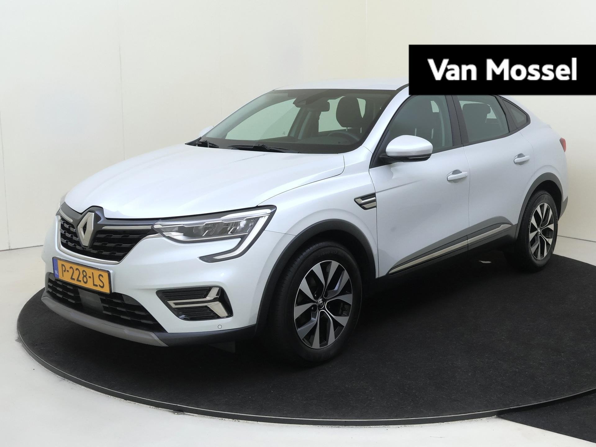 Renault Arkana 1.3 TCe 140 | Navigatie | Camera, Auto's, Stof, Gebruikt, Euro 6, 4 cilinders