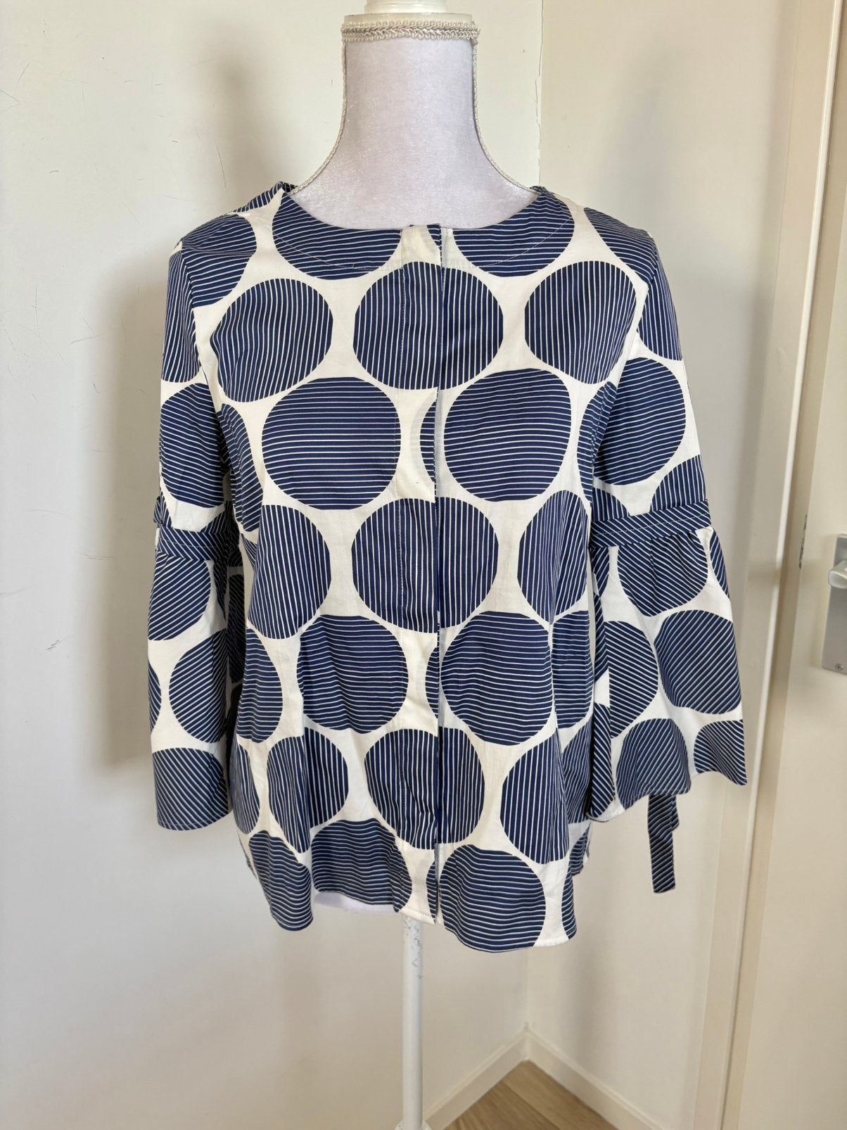 Prachtige Louis and Mia blouse - maat 36, Ophalen of Verzenden, Nieuw, Maat 36 (S), Blauw