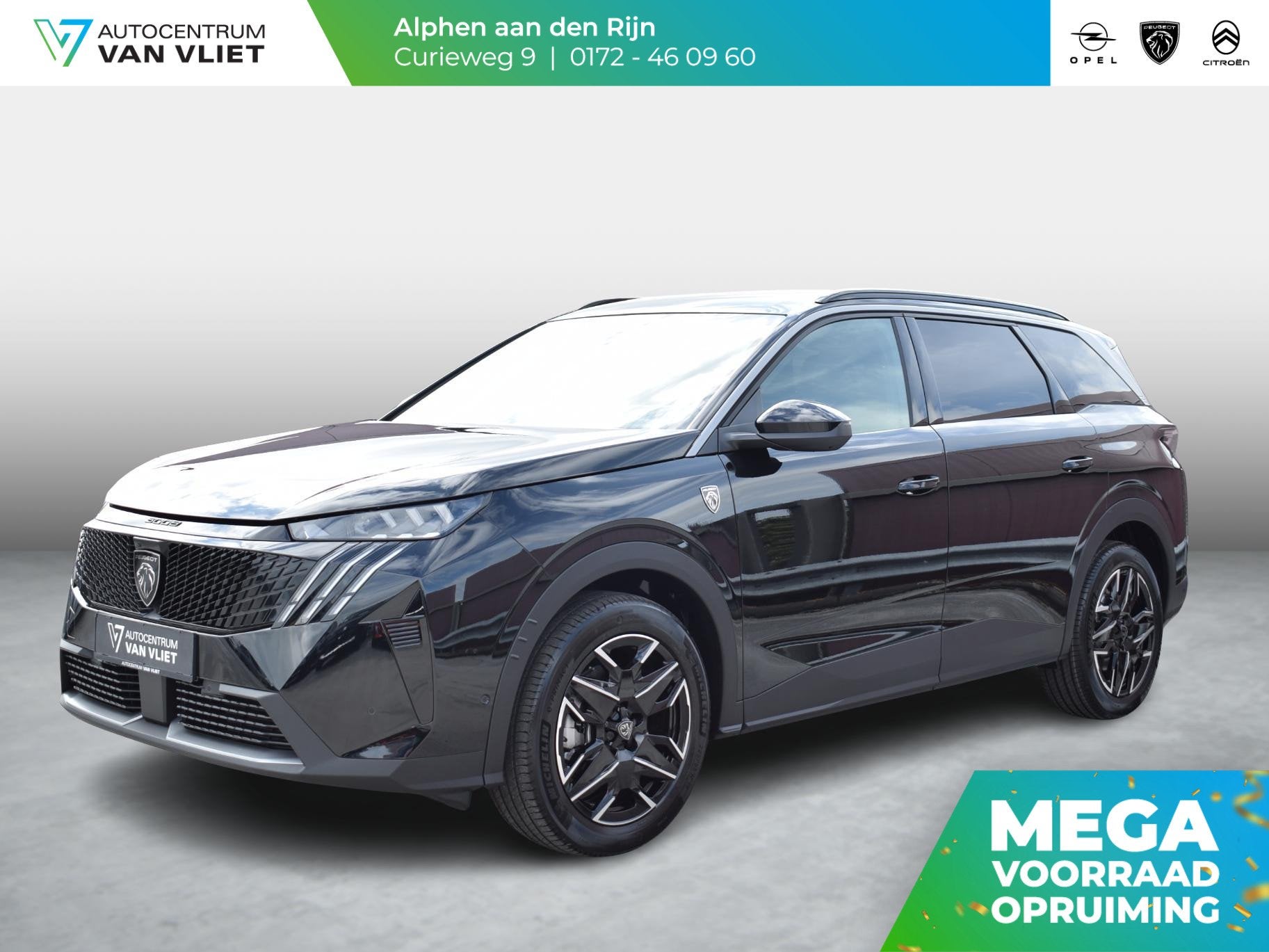 Peugeot 5008 1.2 Hybrid 136 GT 7p elektrisch verstelbare voo, Auto's, Peugeot, Gebruikt, 1199 cc, 7 stoelen, Zwart