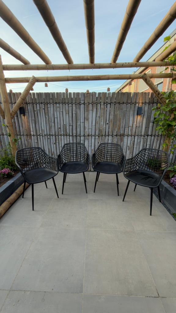 4 goede tuinstoelen kwantum, Ophalen, Gebruikt, 4 zitplaatsen