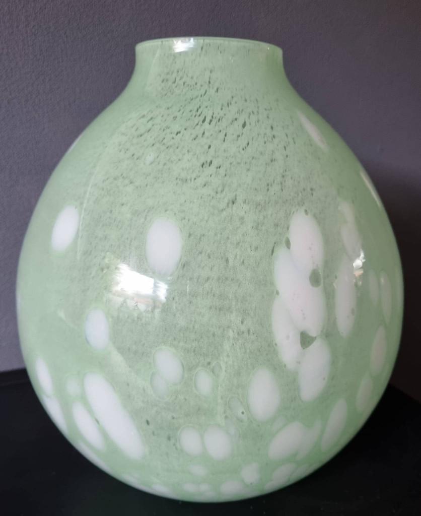 Nieuw in doos, Colmore, glazen vaas, lime-green/white dots, Huis en Inrichting, Woonaccessoires | Vazen, Overige kleuren, Colmore