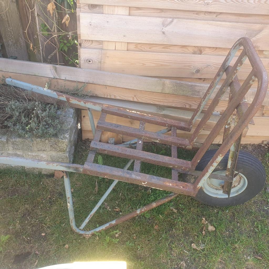 Steenbok, Handmatig, Gebruikt, Eenwielig, Onbekend