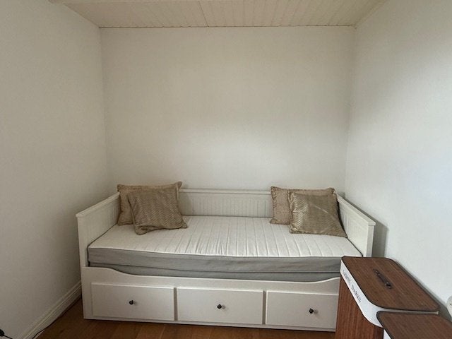 Ikea HEMNES Bedbank met 3 lades/2 matrassen, wit 80x200 cm, Huis en Inrichting, Ophalen, Wit, Tweepersoons, Zo goed als nieuw