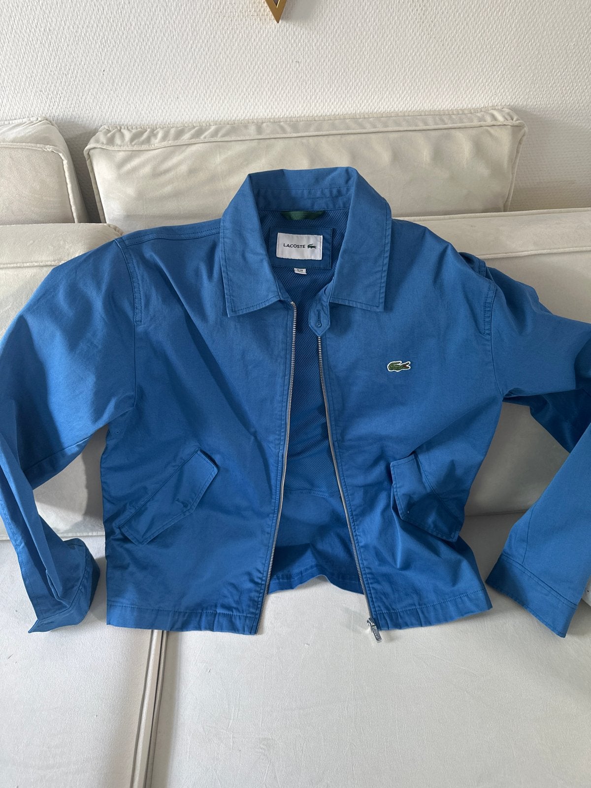 Lacoste Harrington Jas - Blauw nieuw, Ophalen of Verzenden, Zo goed als nieuw, Maat 48/50 (M), Blauw